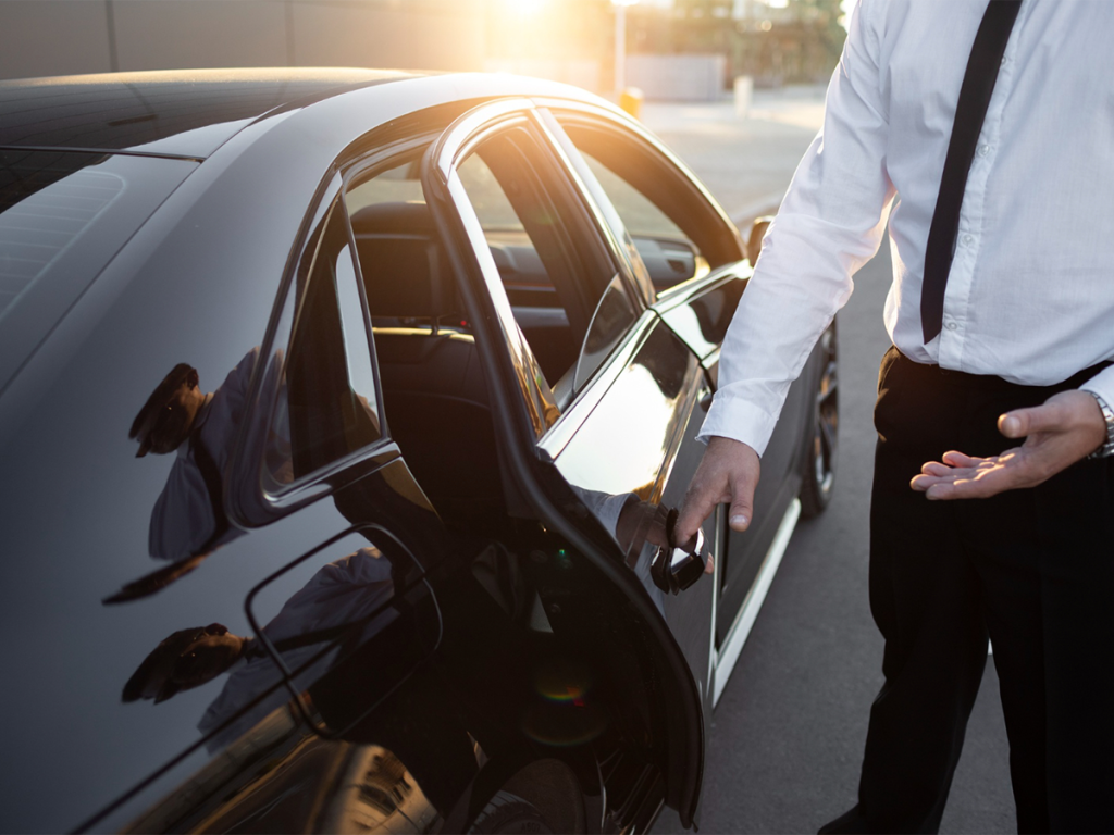 خدمات مبتكرة من تاكسي الشهداء